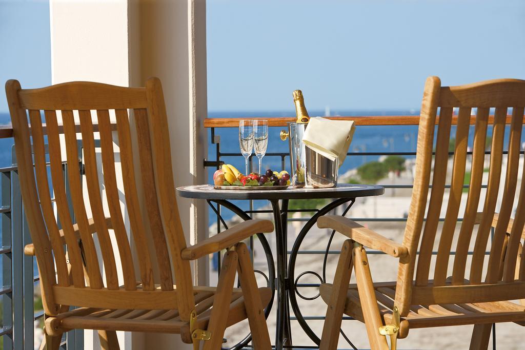 Yachthafenresidenz Hohe Düne Hotel Rostock