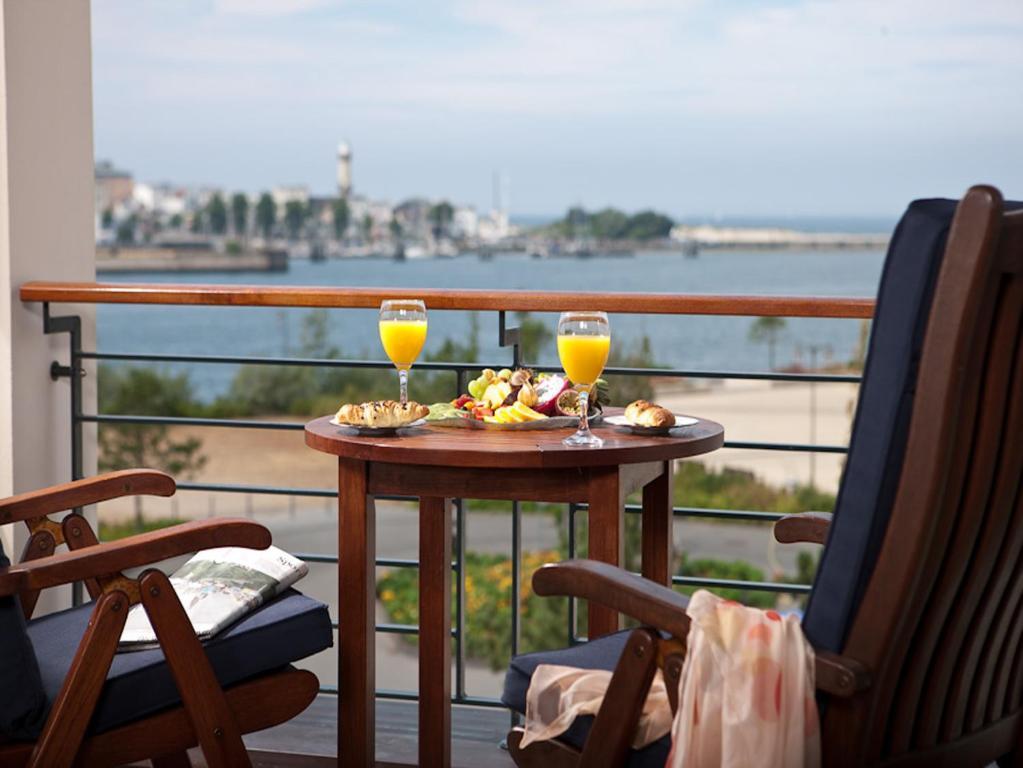 Yachthafenresidenz Hohe Düne Hotel 5*