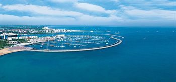Hotel Yachthafenresidenz Hohe Düne 5*